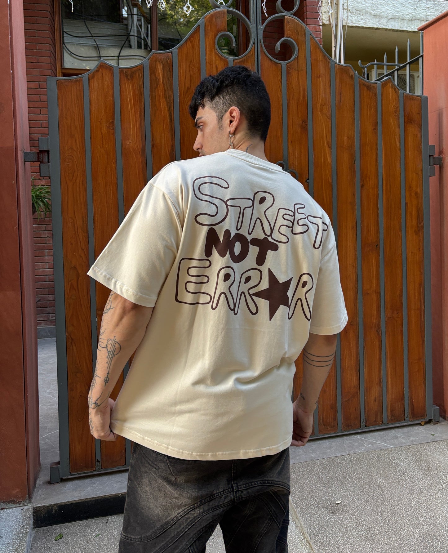 TRUST YOUR GRIND (OFF WHITE)